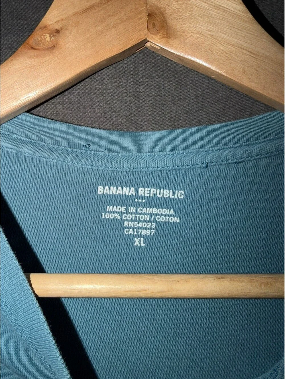Banana Republic XL Blue Tee – Established 1978 Graphic – Casual Cotton Shirt